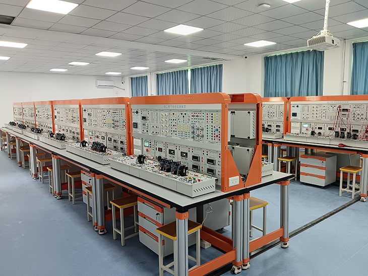 電工電子電氣控制綜合實(shí)訓(xùn)平臺(tái)